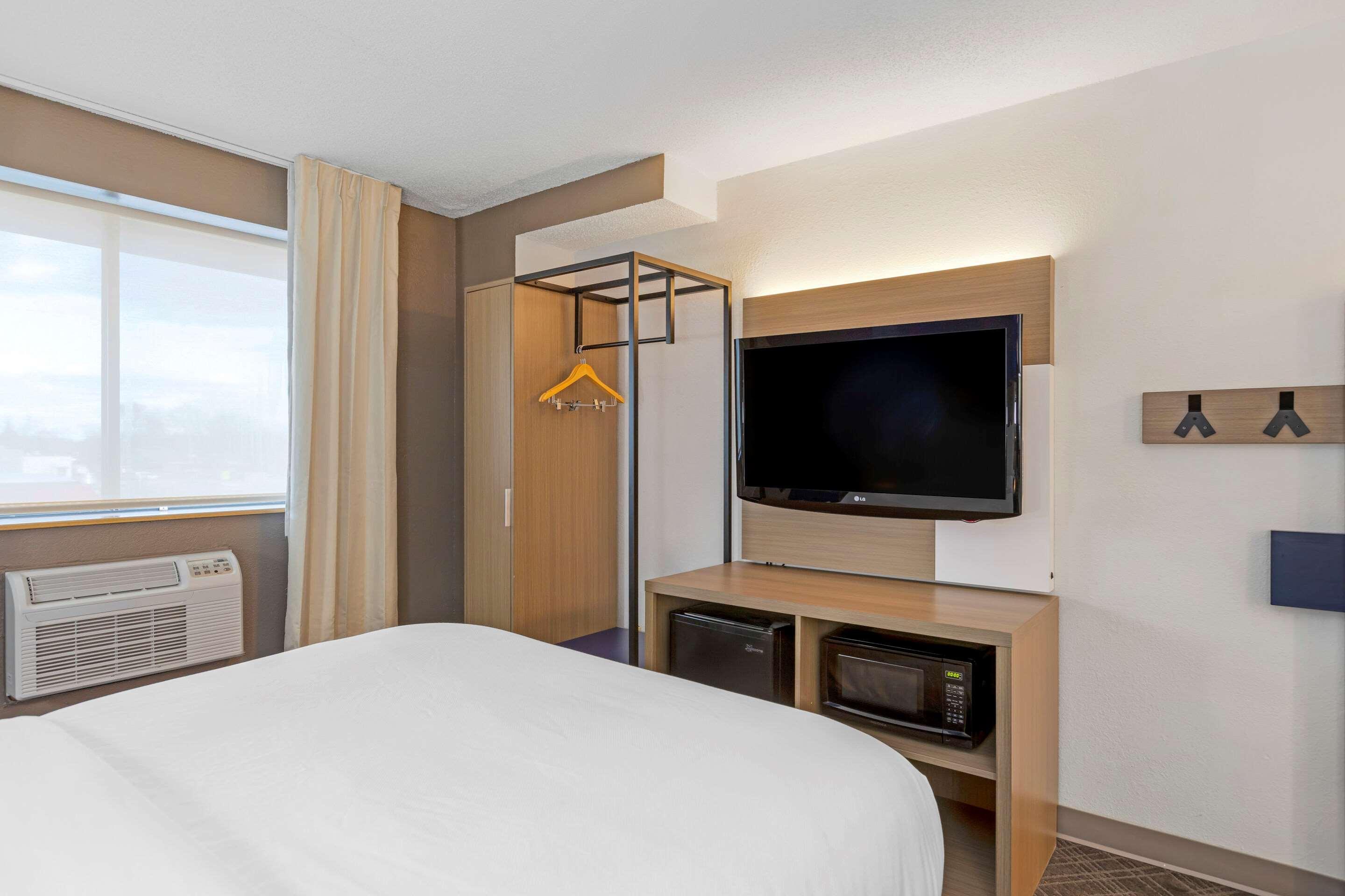 Clawson Comfort Inn Detroit - Troy מראה חיצוני תמונה